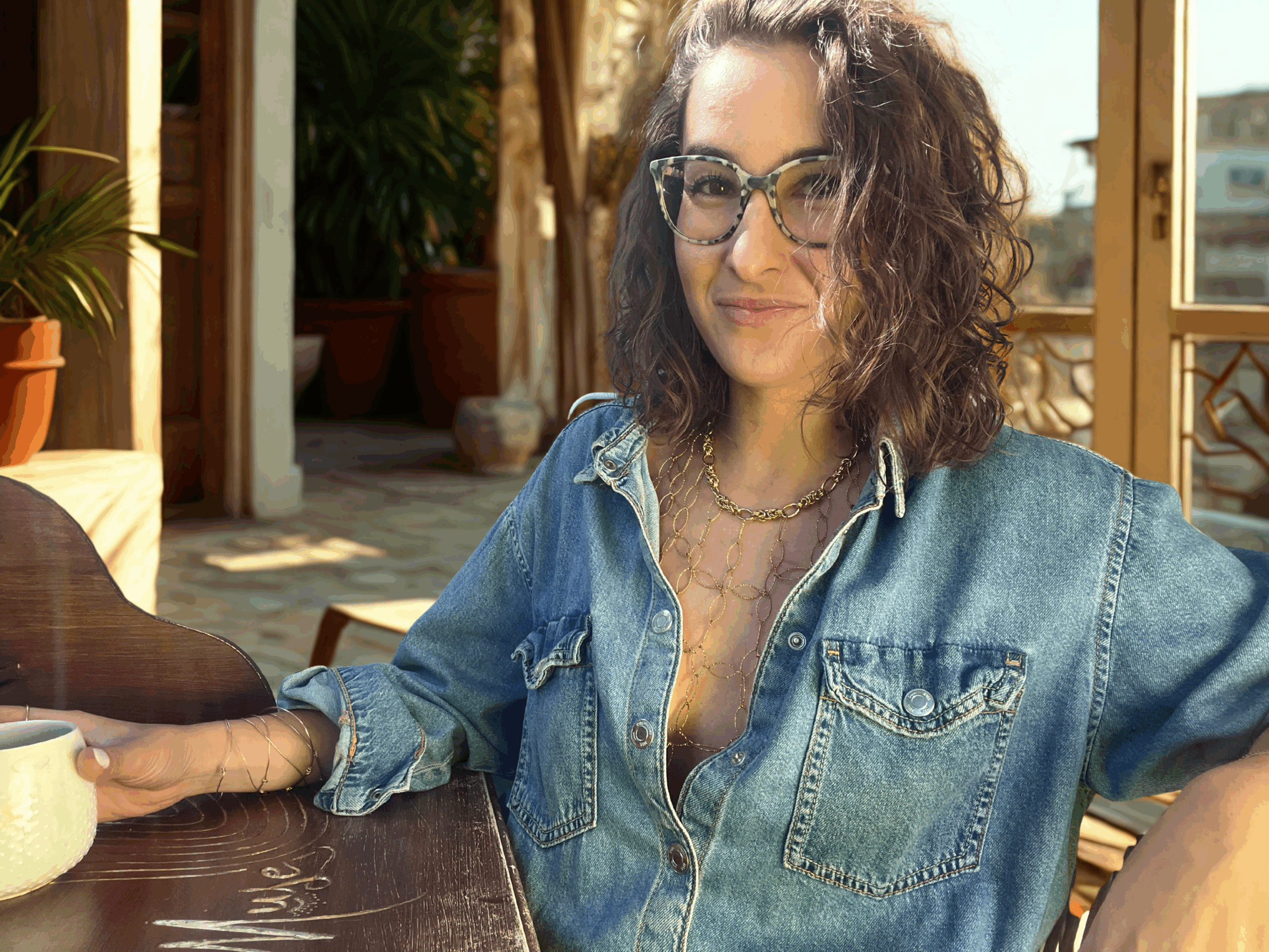 Présentation terrasse lumière du soleil douce et chaude