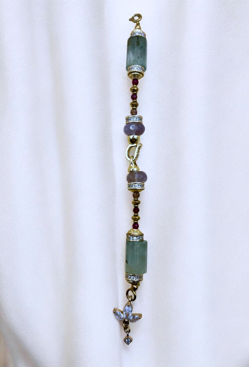 Bijou de corps BANGKOK amétrines, grenats, préhnites, zircons draps