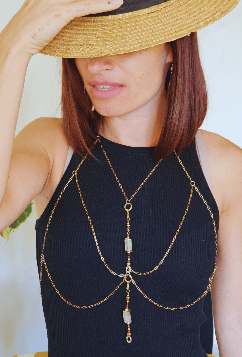 Chaîne Nairobi et bijou de corps Hanoï