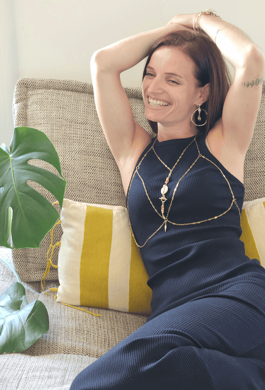 bijou_de_corps_namib_nairobi_porté