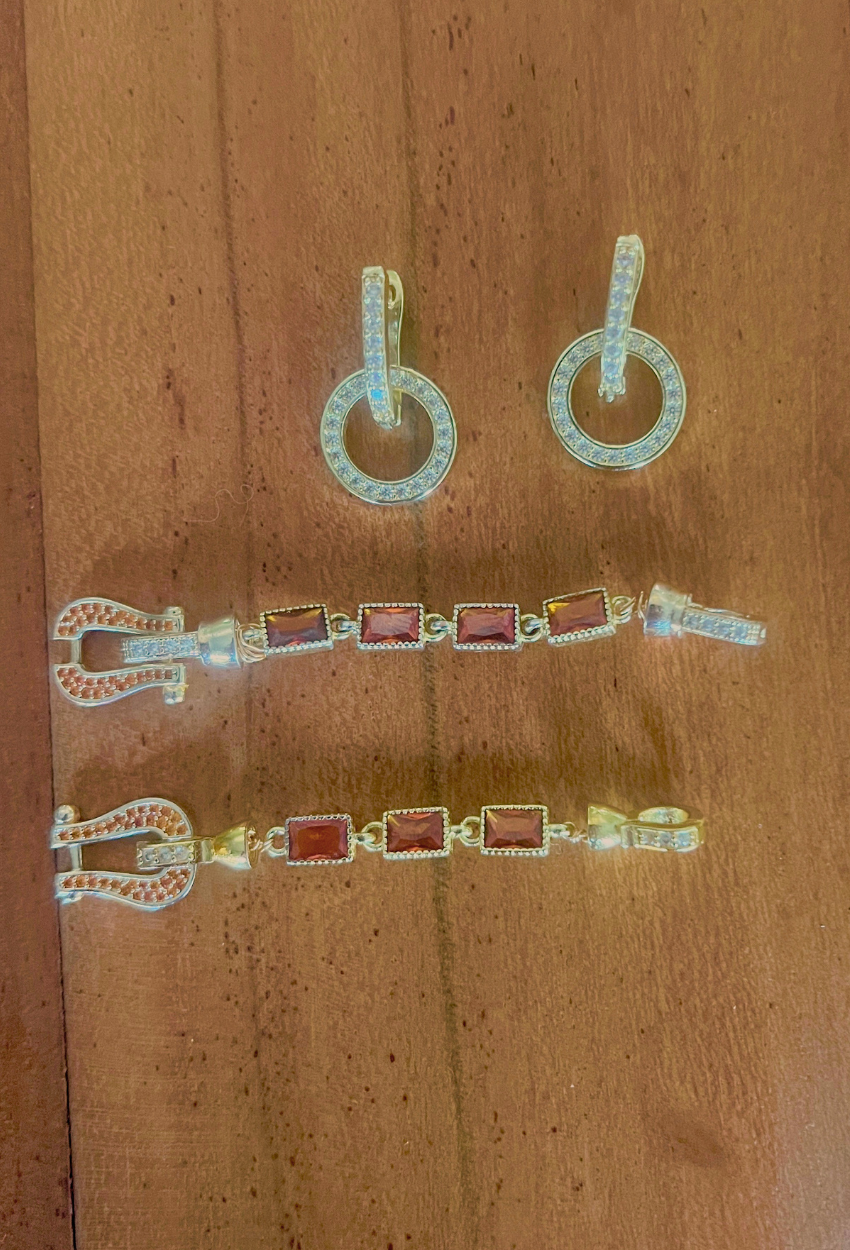 HURI_orange_version_boucles